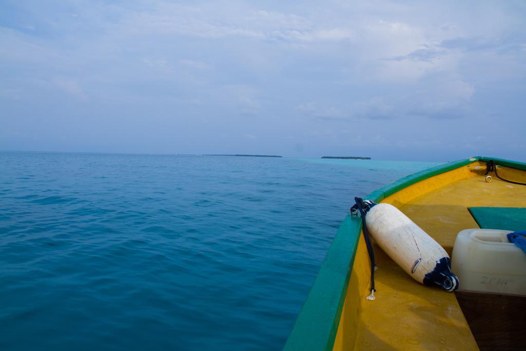 Alvi Star Inn Thulhaadhoo Exterior foto