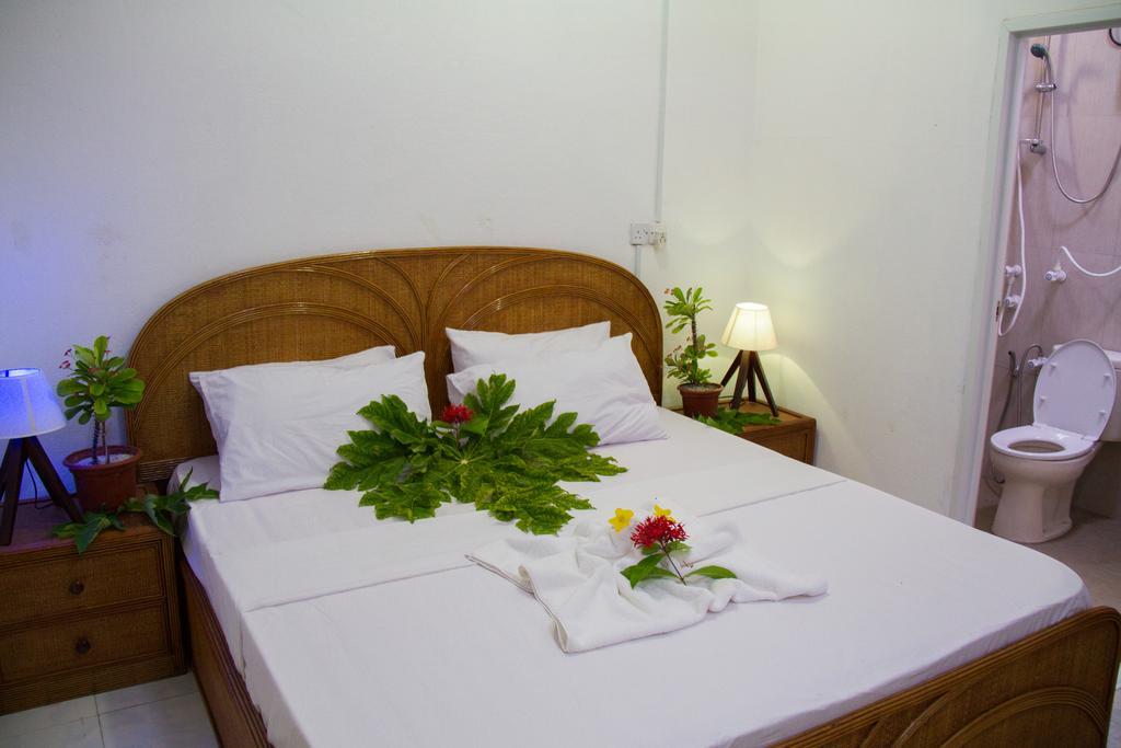 Alvi Star Inn Thulhaadhoo Quarto foto