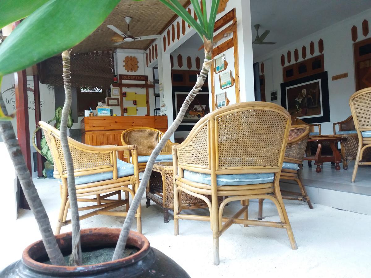 Alvi Star Inn Thulhaadhoo Exterior foto