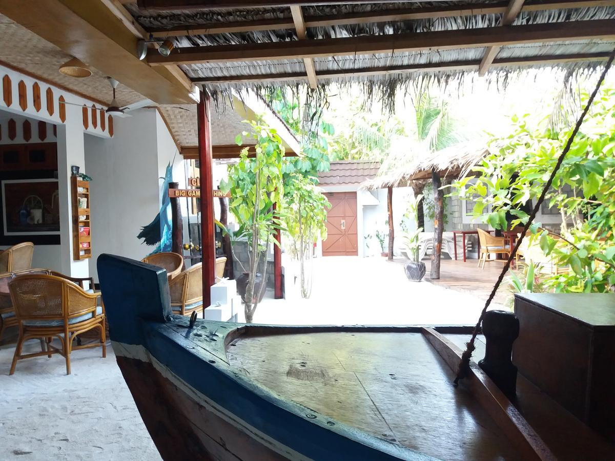 Alvi Star Inn Thulhaadhoo Exterior foto